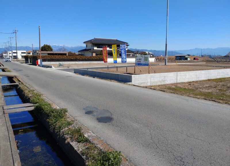 南アルプス市藤田　4区画